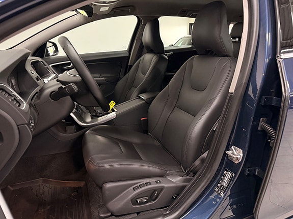 Volvo V60 10 of 30