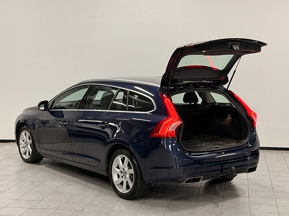 Volvo V60 6 of 30