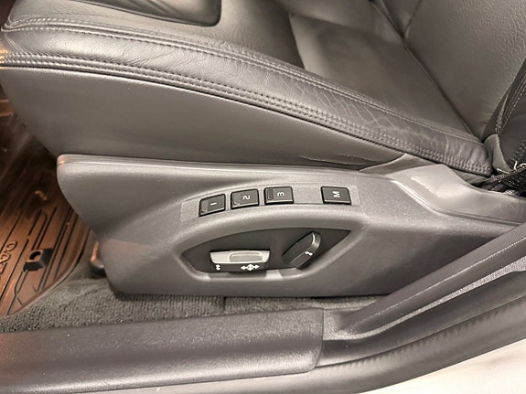 Volvo V60 11 of 29