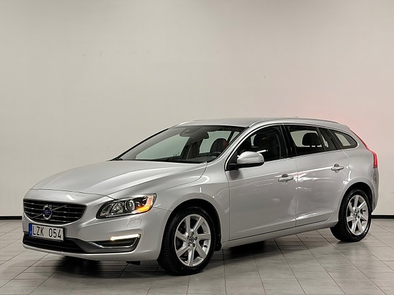 Volvo V60 3 of 29