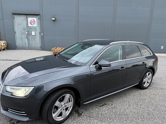 Audi A4 9 of 11