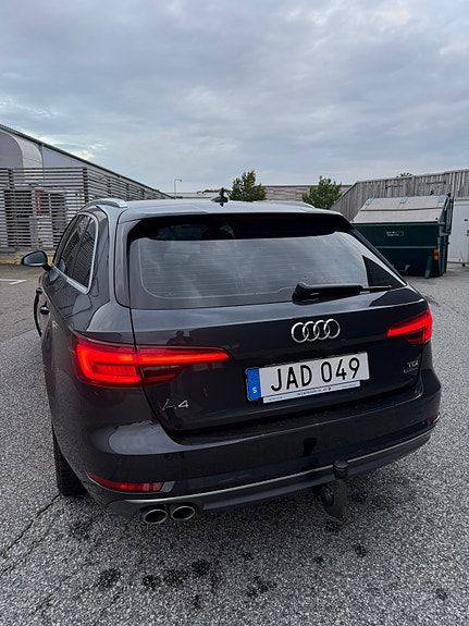 Audi A4 2 of 11
