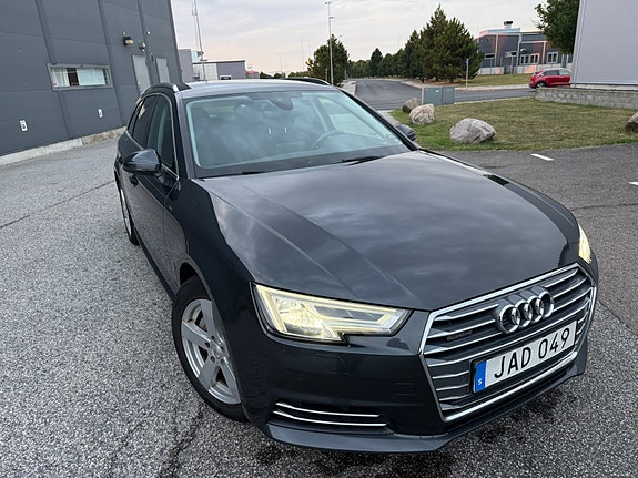 Audi A4 7 of 11