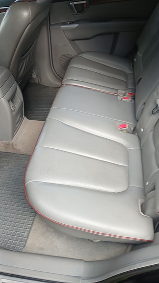 Hyundai Santa Fe 3 of 6