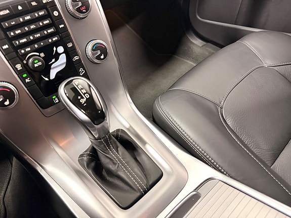 Volvo XC70 24 of 30