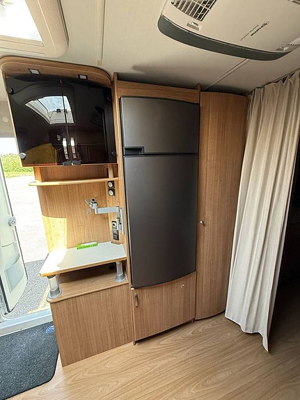 Polar 680 Svit. Ny-bes .Alde värme.Skinn.Ac.Pris 229.000:- 5 of 10
