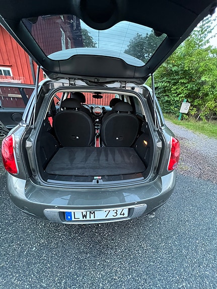 MINI Countryman Cooper D 8 of 13