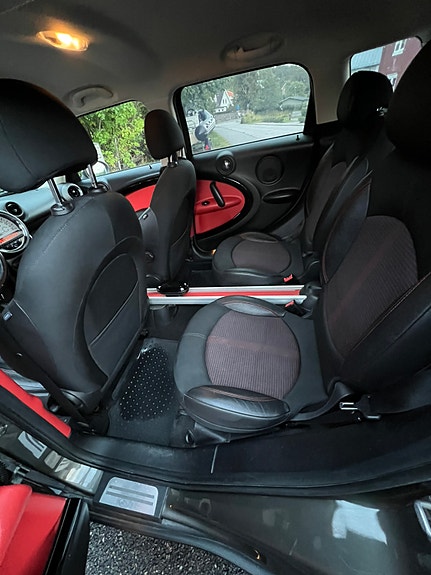 MINI Countryman Cooper D 11 of 13