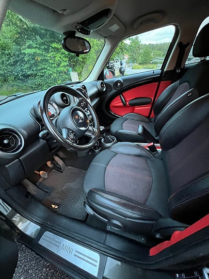 MINI Countryman Cooper D 10 of 13