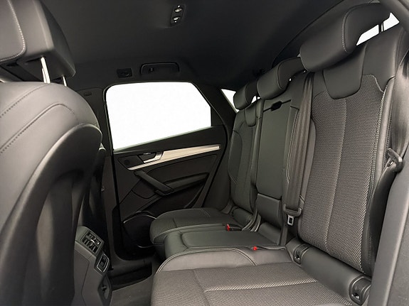 Audi Q5 12 of 28