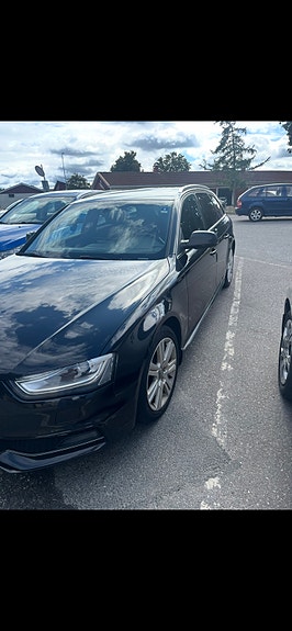 Audi A4 3 of 8
