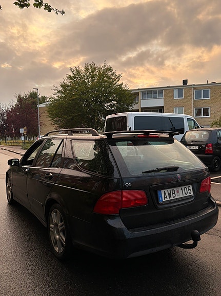 Saab 9-5 4 of 5