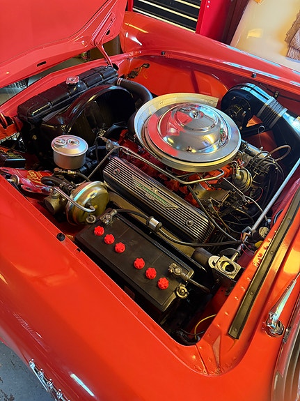 Ford Thunderbird 4 of 23