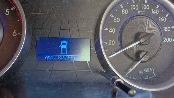 Toyota HiLux 8 of 9