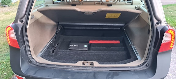 Volvo XC70 12 of 13