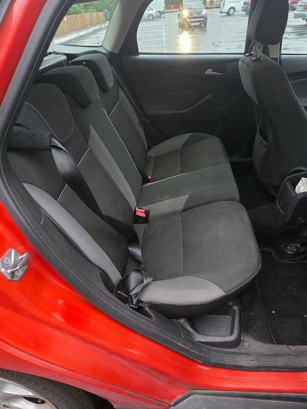 Ford Focus 4 of 6