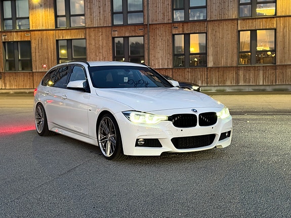 BMW 330i 8 of 8