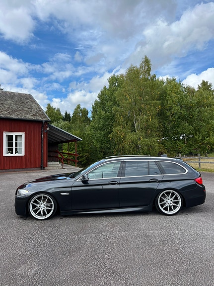 BMW 520d 2 of 11