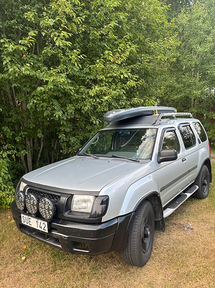 Nissan 5 of 7