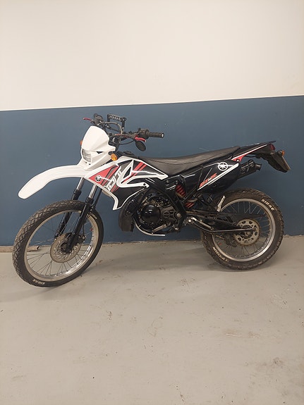 Yamaha Dt50r 2 of 4