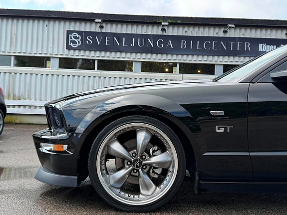 Ford Mustang 6 of 20