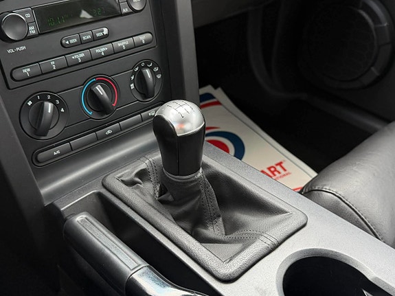 Ford Mustang 19 of 20