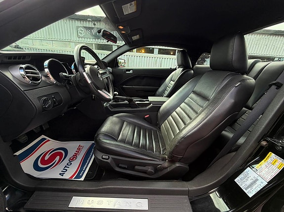 Ford Mustang 16 of 20