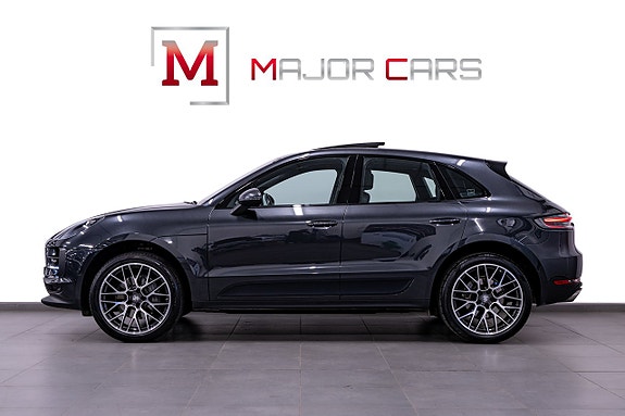 Porsche Macan S 3 of 26
