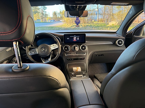 Mercedes-Benz GLC300 de 10 of 19