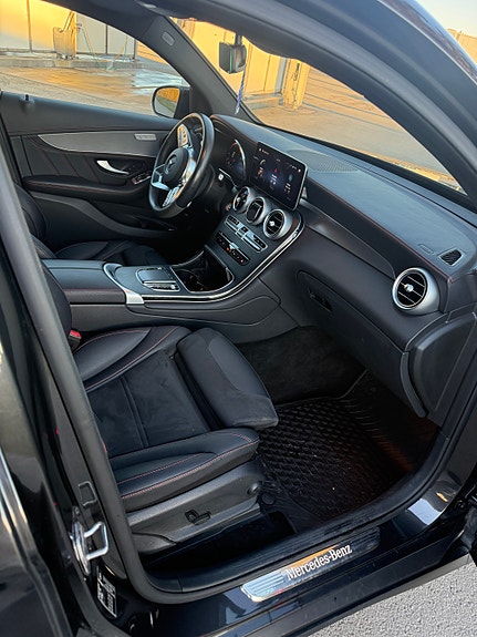 Mercedes-Benz GLC300 de 19 of 19