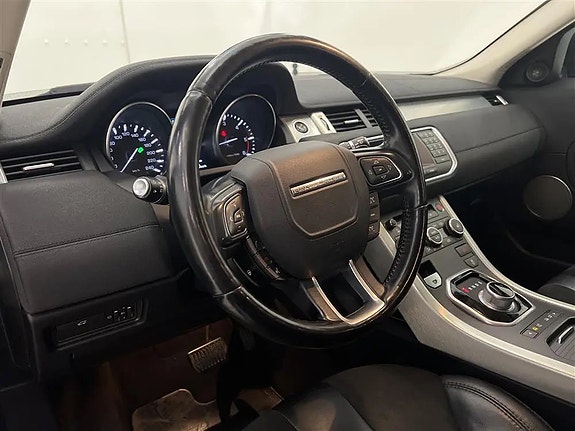 Land Rover Range Rover Evoque 6 of 12