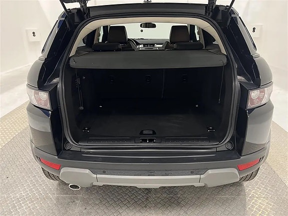 Land Rover Range Rover Evoque 10 of 12