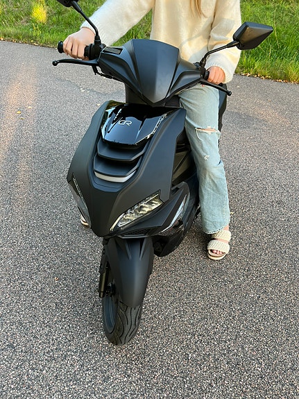 Motocr Comet SP 5 of 8