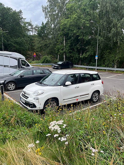Fiat 500L 3 of 12