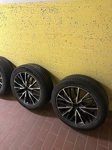 Toyota C-HR 19 of 19