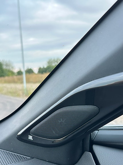 Toyota C-HR 11 of 19