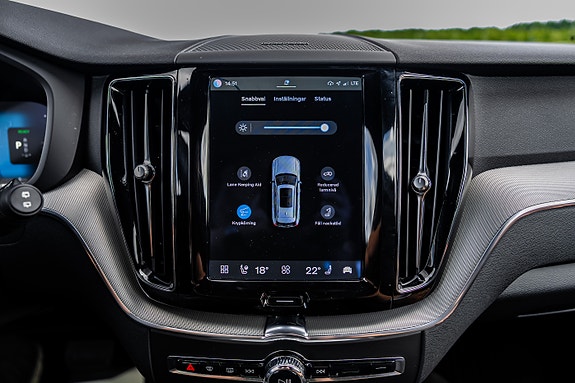 Volvo XC60 24 of 30