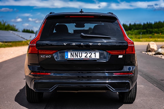 Volvo XC60 6 of 30