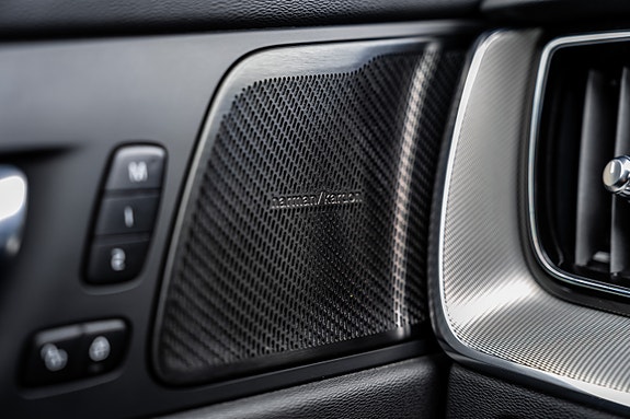 Volvo XC60 22 of 30