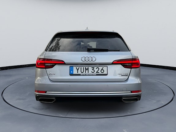 Audi A4 4 of 5