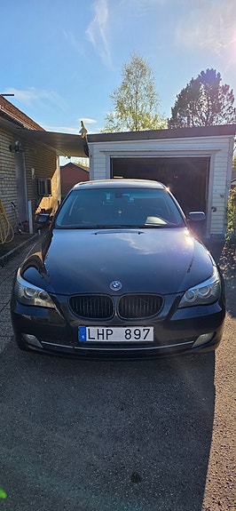 BMW 520i 12 of 12