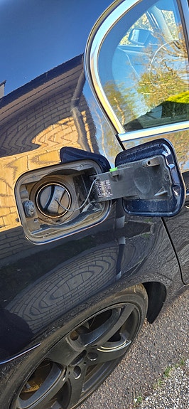 BMW 520i 5 of 12