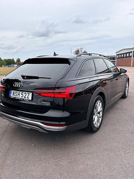 Audi A6 allroad 2 of 7