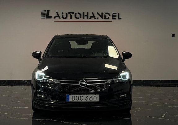 Opel Astra 2 of 18