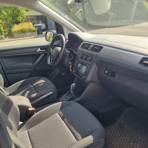 Volkswagen Caddy 4 of 8