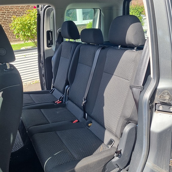 Volkswagen Caddy 6 of 8