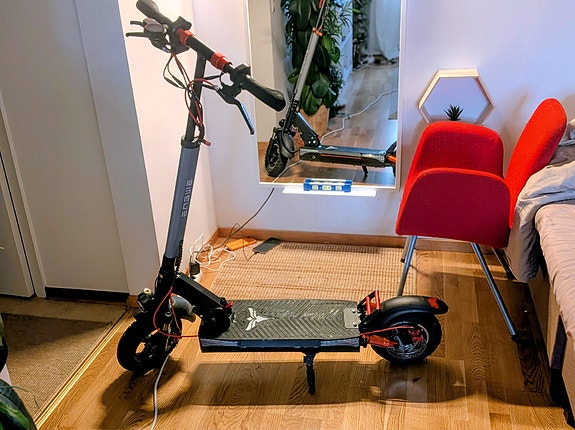 Product image 2 of 6