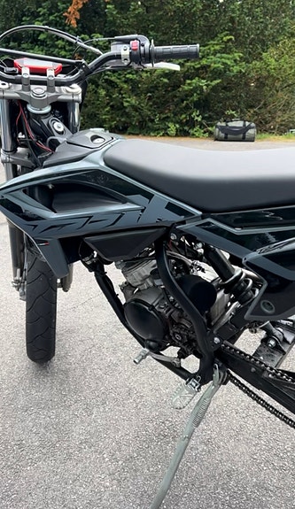 Beta RR50 special edition x 3 of 5