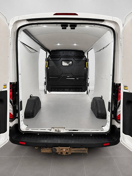 Ford Transit 10 of 10