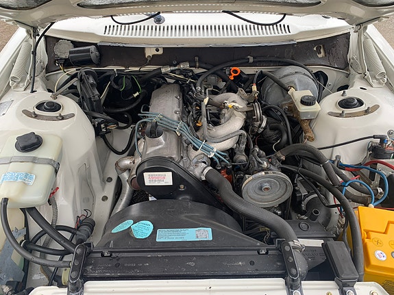 Volvo 240 5 of 7